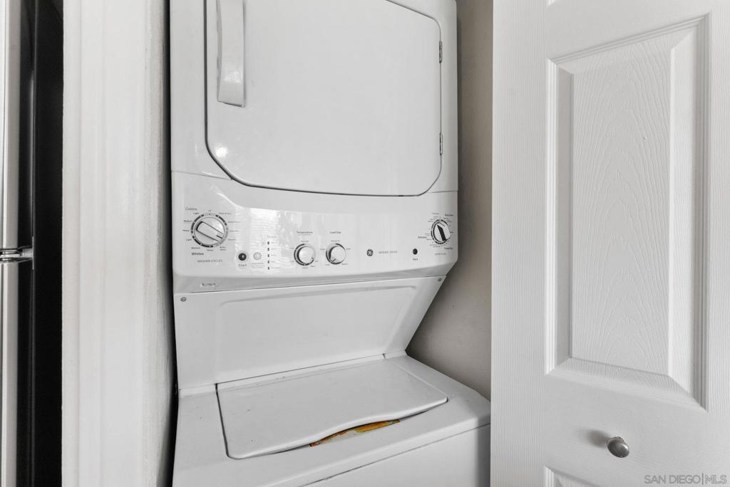 MLS #250043431SD image #16