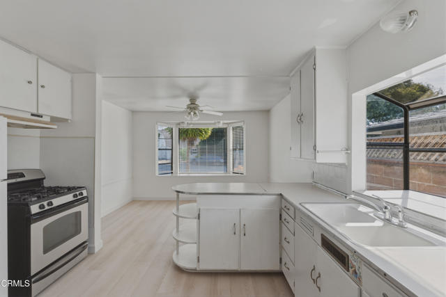 Detail Gallery Image 17 of 47 For 127 Glen Ellen Dr, Ventura,  CA 93003 - 3 Beds | 1 Baths