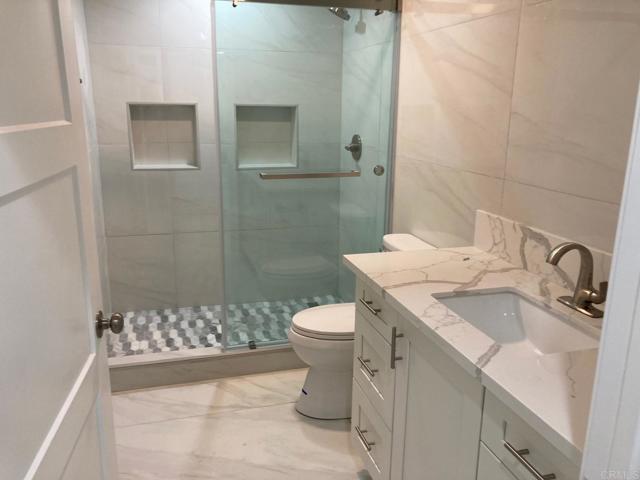Image 3 of 23 For 4566 Cove Drive B