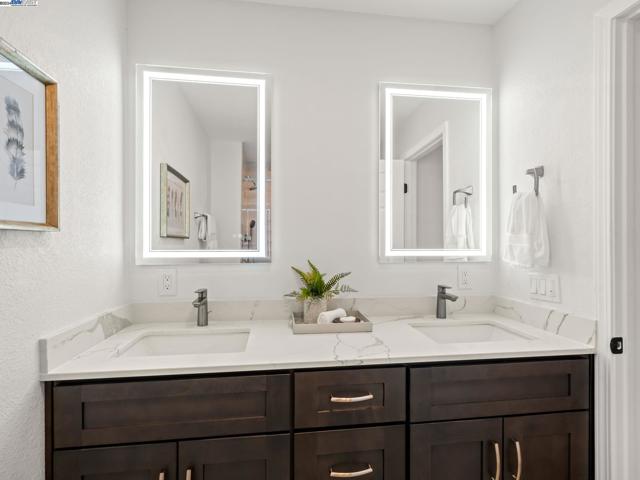 Image 12 of 33 For 2911 Liberty Drive