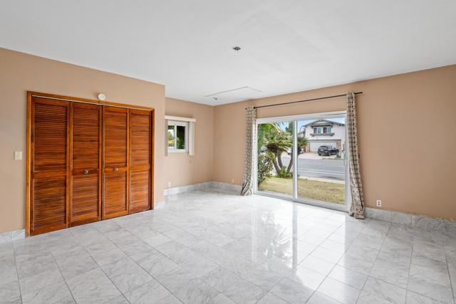 2862 Coronado Avenue, San Diego CA: https://media.crmls.org/mediaz/640a4bf8-a553-491f-88b0-d572d99b6927.jpg
