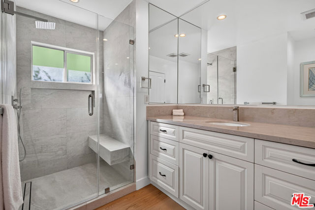 4 Bed Home for Sale in Los Angeles, California