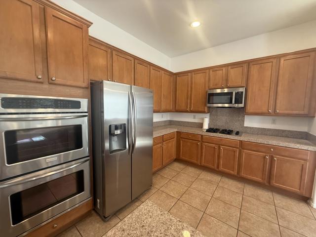 103 Romanza Lane, Palm Desert CA: https://media.crmls.org/mediaz/640f5c39-7ba7-4aa9-b2d7-5c337c834e41.jpg
