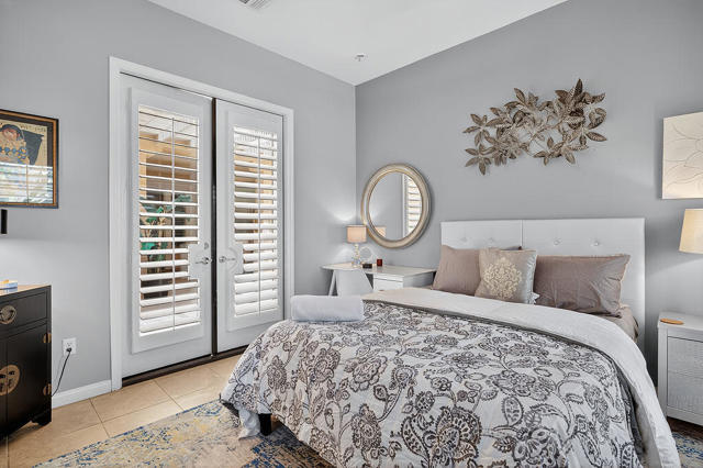 81157 Avenida Sombra, Indio CA: https://media.crmls.org/mediaz/6410e0e8-fc4e-424c-9edd-631bbc3250a6.jpg