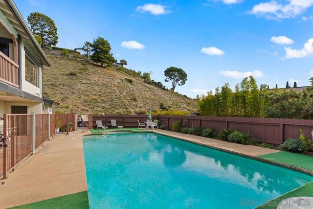 4339 Macronald Dr., La Mesa CA: https://media.crmls.org/mediaz/64115f36-e491-48a2-b666-51dd65a213e5.jpg