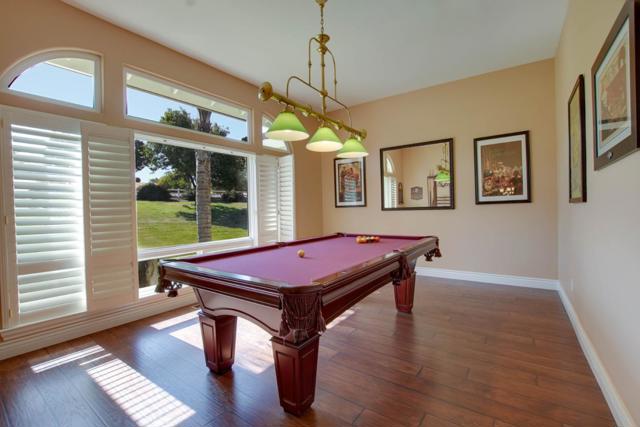 303 Taryn Court, Hollister CA: https://media.crmls.org/mediaz/6411879e-f1ce-40bd-8de0-8cf26546a48f.jpg