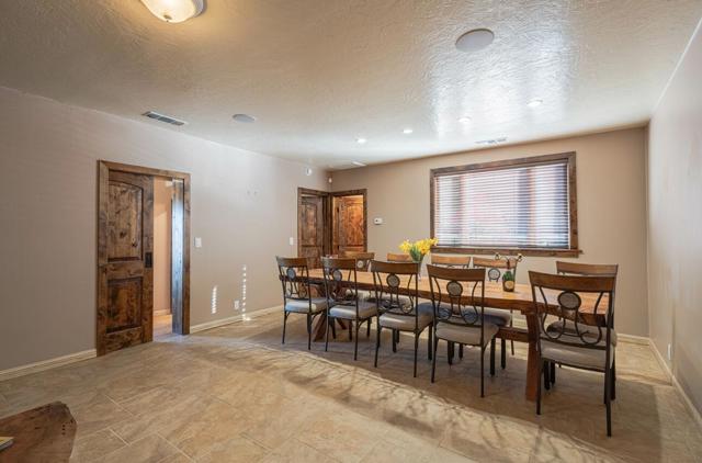 33120 River Road, Gonzales CA: https://media.crmls.org/mediaz/6413530d-4f79-4f52-b78d-c0cae731d762.jpg