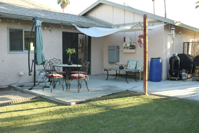76550 Faber Circle, Palm Desert CA: https://media.crmls.org/mediaz/6413ec7f-7f97-47c8-9af2-03c066feddc4.jpg