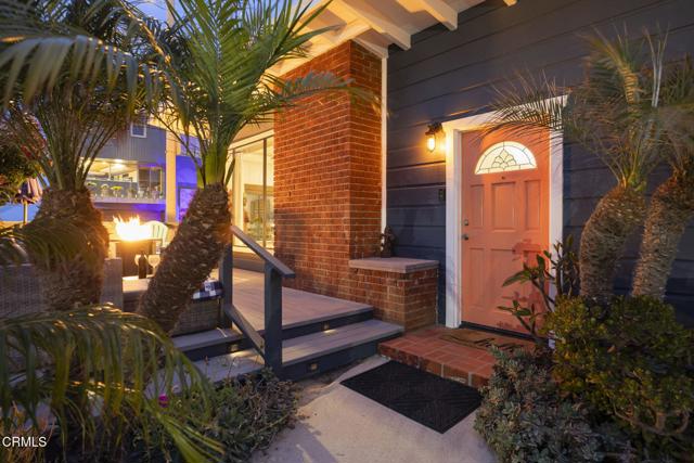 3500 Ocean Drive, Oxnard CA: https://media.crmls.org/mediaz/6415c326-b0a8-4a3d-a8c5-cd92749ea9aa.jpg