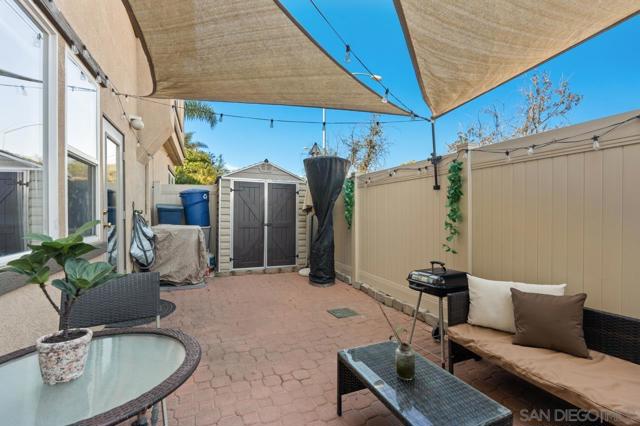 6373 Avenida De Las Vistas, San Diego CA: https://media.crmls.org/mediaz/64162e6e-efa7-4218-b40e-a1d4dcb8e158.jpg