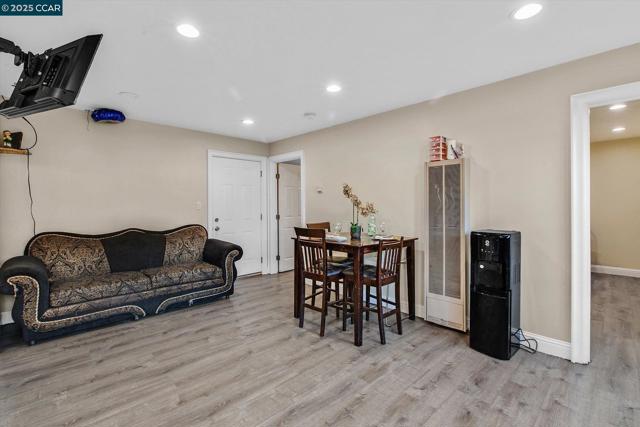 2027 83Rd Ave, Oakland CA: https://media.crmls.org/mediaz/6416b621-300f-490f-9b10-b5621000bd6f.jpg