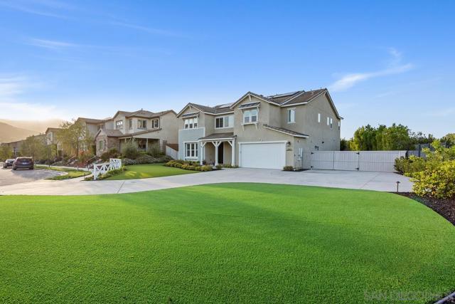 2807 California Poppy Street, Escondido CA: https://media.crmls.org/mediaz/64171ca1-f473-422f-9ac9-24e8203fb11e.jpg