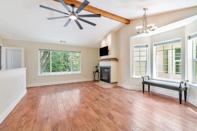 115 Fairway Village Court, Murphys CA: https://media.crmls.org/mediaz/6417bd8d-2847-4039-973c-04160445b129.jpg