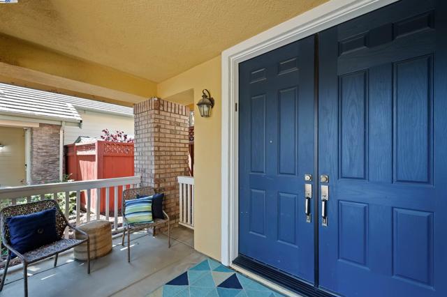 3582 Ridgecrest Way, Livermore CA: https://media.crmls.org/mediaz/6419052f-77f7-4bdd-afaf-65e1310d99ea.jpg