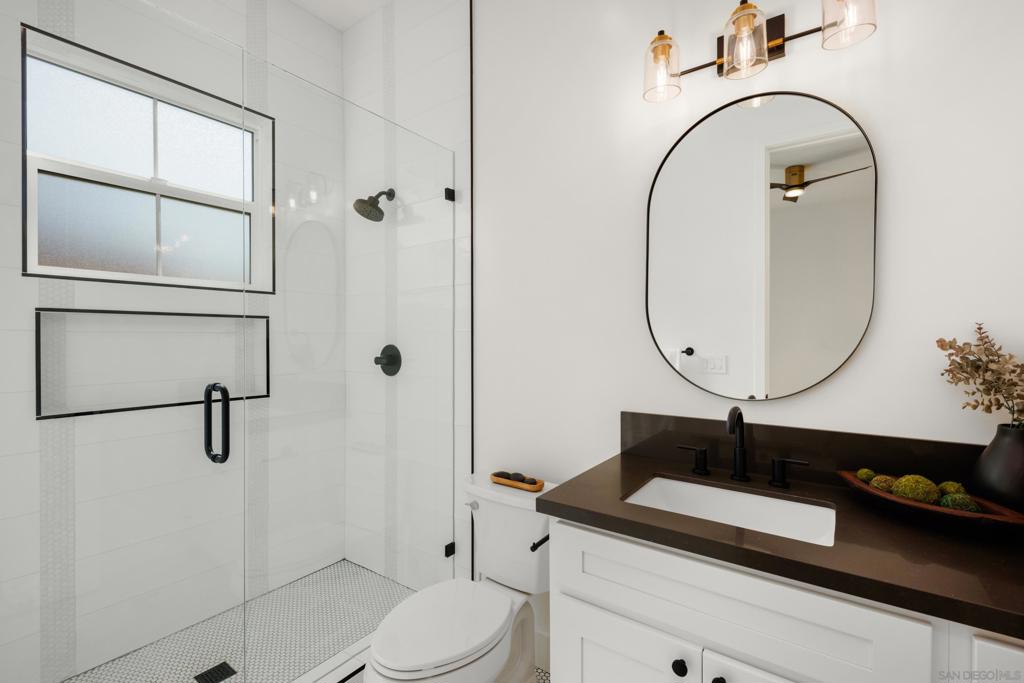 MLS #250027065SD img 25