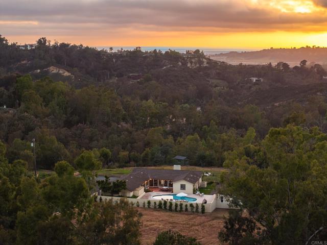 5306 Linea Del Cielo, Rancho Santa Fe CA: https://media.crmls.org/mediaz/641a869c-31a9-4881-89e9-200bf9303532.jpg