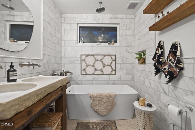 1708 Orchard Drive, Ojai CA: https://media.crmls.org/mediaz/641a87ef-41f9-4c1c-ab4d-8d0b9fe08ce3.jpg