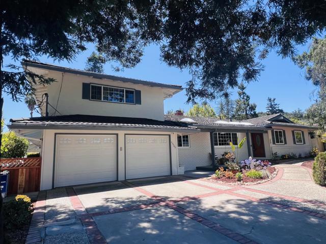 22562 Alcalde Road, Cupertino CA: https://media.crmls.org/mediaz/641ab0a5-0b11-4a33-b501-11acc4058ee2.jpg