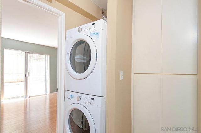 3762 Arnold Ave, San Diego CA: https://media.crmls.org/mediaz/641b8a11-5519-41d3-bcd3-3f73a7702062.jpg