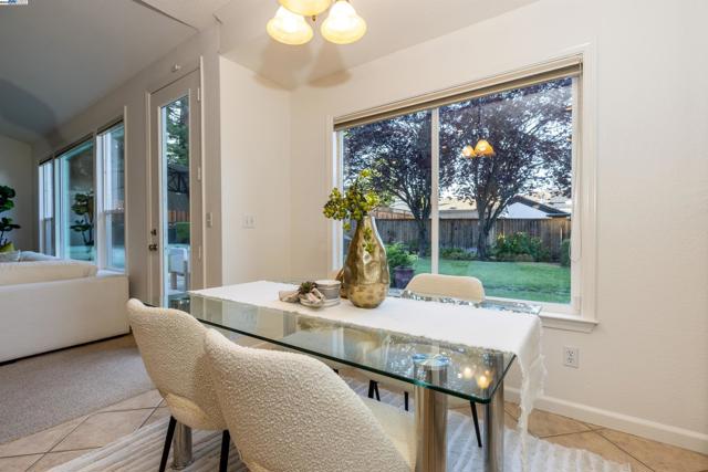 4244 Milton Way, Livermore CA: https://media.crmls.org/mediaz/641bf0b0-2154-45e3-a24b-318c06469389.jpg