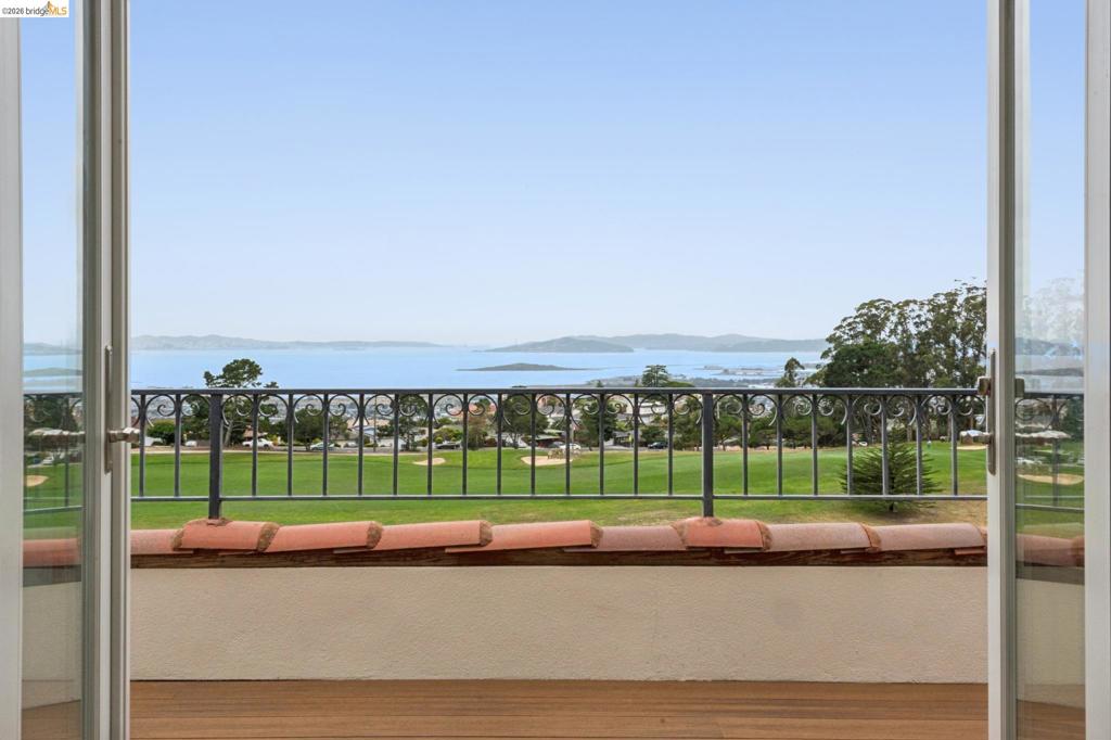 MLS #41139426 image #40