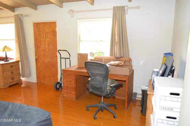 550 Arch Place, Glendale CA: https://media.crmls.org/mediaz/641cb863-ae71-4c28-9bbe-6562cd6f6fa7.jpg