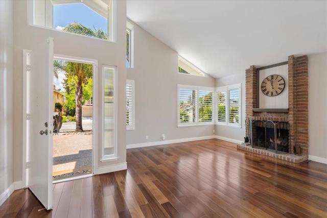 848 Pretoria Court, San Jose CA: https://media.crmls.org/mediaz/641cdbe1-4afc-4be9-b487-4c238a008b42.jpg