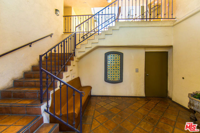 ENTRY LOBBY