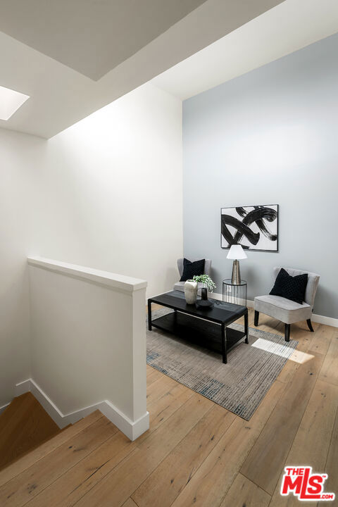 1425 Stanford Street, Santa Monica CA: https://media.crmls.org/mediaz/641f7be8-7d9c-48f1-93f8-89e8c020d9dc.jpg
