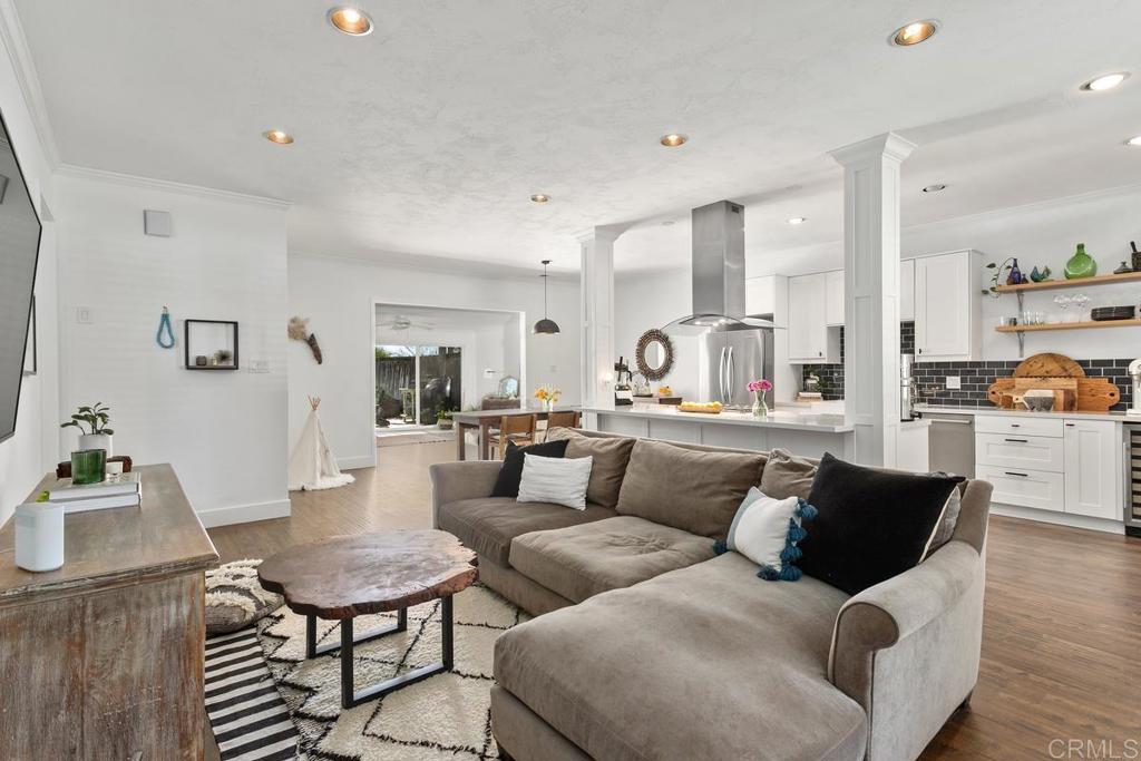 2203 Levante Street - photo 3