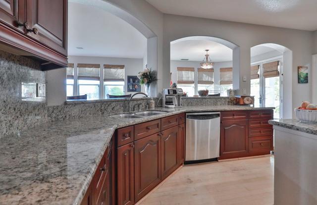 Image 28 of 87 For 5100 Thalia Drive