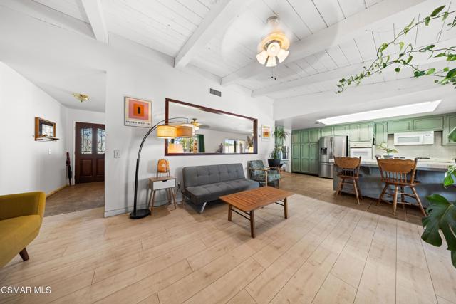 4931 Roundup Road, Norco CA: https://media.crmls.org/mediaz/64202028-098f-4ccf-a9a2-edfe7607665f.jpg