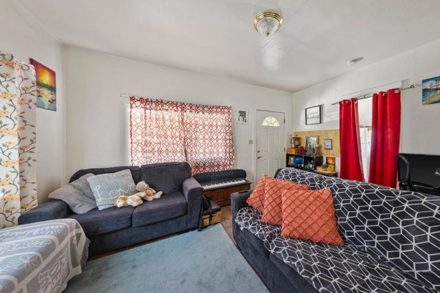 584585 Monterey Road, Morgan Hill CA: https://media.crmls.org/mediaz/6420214b-c6e2-41ad-b3d7-c3dd07265eb8.jpg