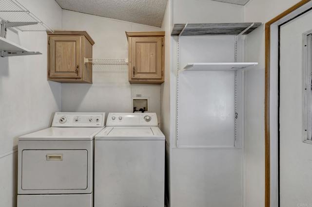 Detail Gallery Image 23 of 28 For 10707 Jamacha #24,  Spring Valley,  CA 91978 - 3 Beds | 2 Baths