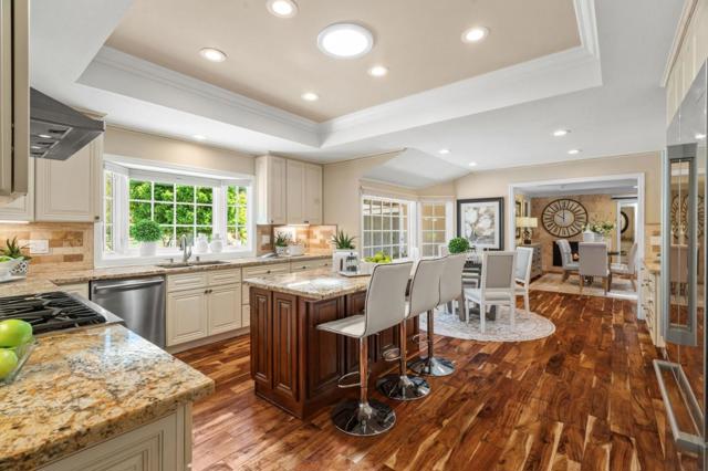 14811 Vickery Avenue, Saratoga CA: https://media.crmls.org/mediaz/6421275e-886d-4ea7-8bec-39fad656e64c.jpg
