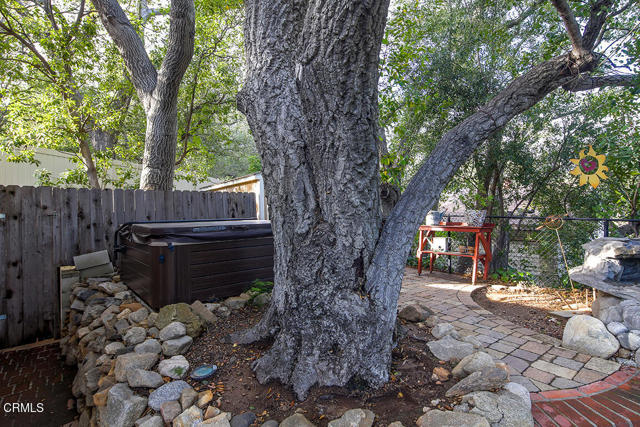 Detail Gallery Image 6 of 36 For 3727 Beechglen Dr, La Crescenta,  CA 91214 - 3 Beds | 2 Baths