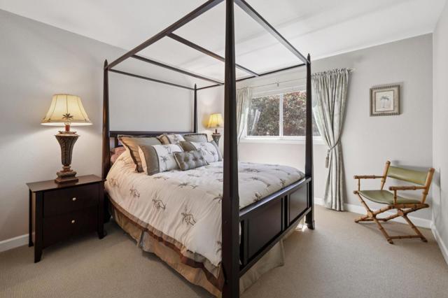 1198 Main Street, Montara CA: https://media.crmls.org/mediaz/6421bb12-27e1-44e0-b6c3-80fdee1b42da.jpg