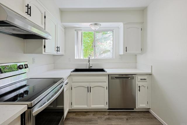4800 Williamsburg Ln, La Mesa CA: https://media.crmls.org/mediaz/6421ffbf-0110-45ac-9db5-765ce0f398ae.jpg