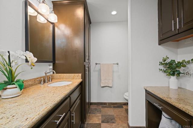 620 Sunset Drive, Vista CA: https://media.crmls.org/mediaz/64221052-47f0-40f8-9599-042a4fa85112.jpg