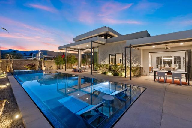29 Topaz Court, Rancho Mirage, CA 92270
