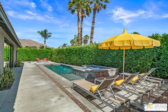 662 Daisy Street, Palm Springs, California 92262, 3 Bedrooms Bedrooms, ,2 BathroomsBathrooms,Single Family Residence,For Sale,Daisy,24398073