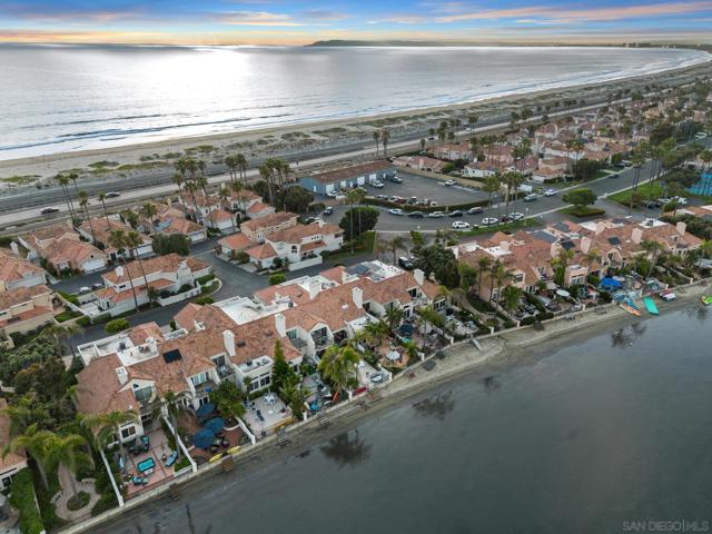 59 Tunapuna Ln, Coronado CA: https://media.crmls.org/mediaz/6423b66a-ea85-4f52-bb49-9800092c9e10.jpg