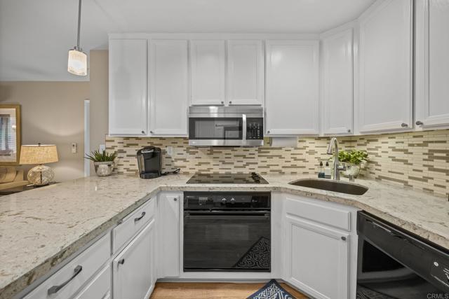 Detail Gallery Image 6 of 39 For 1562 Camino Del Mar #643,  Del Mar,  CA 92014 - 1 Beds | 2 Baths
