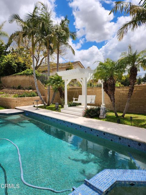 13644 Deering Lane, Moorpark CA: https://media.crmls.org/mediaz/6424c2b6-19a6-4c4b-b48a-4080e7f0483f.jpg