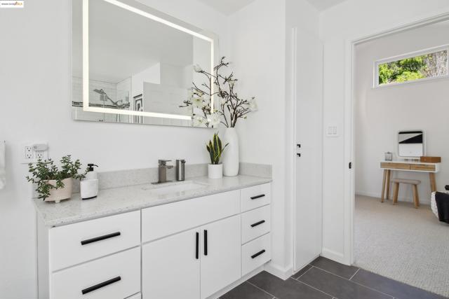 2008 Tamalpais Ave, El Cerrito CA: https://media.crmls.org/mediaz/64262102-74c8-4958-a63a-18b3af1d839e.jpg