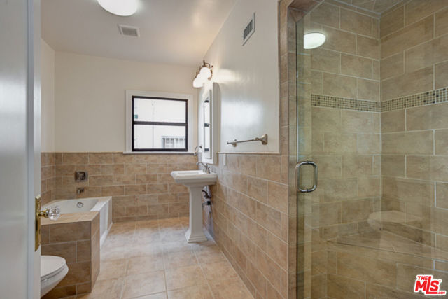 848 S Curson Avenue, Los Angeles CA: https://media.crmls.org/mediaz/642770b2-183b-46e2-ab87-47716419c3a0.jpg