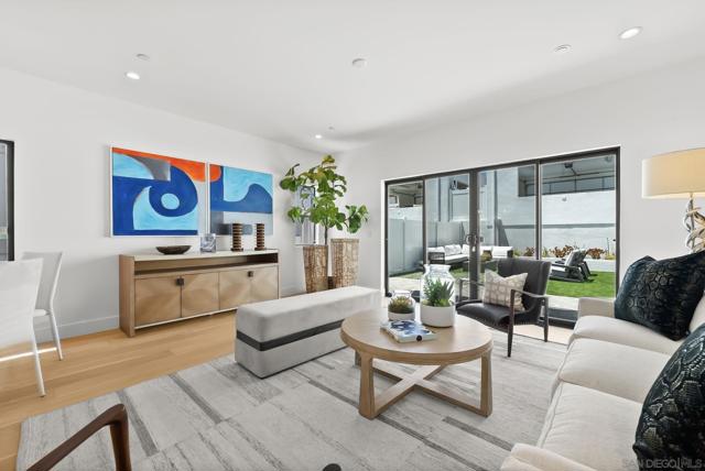 1034 Pennsylvania Avenue, San Diego CA: https://media.crmls.org/mediaz/6427b432-4d0b-43c2-8b65-a15ecf1a483e.jpg