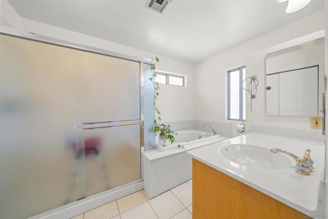 1333 Clove St, El Cajon CA: https://media.crmls.org/mediaz/642a51ce-bfe7-414d-86f3-4ada59eab2ab.jpg