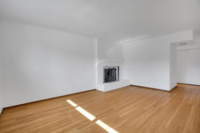 239 Sierra Court, Martinez CA: https://media.crmls.org/mediaz/642a7070-8b88-4086-8652-48740a5b21c9.jpg