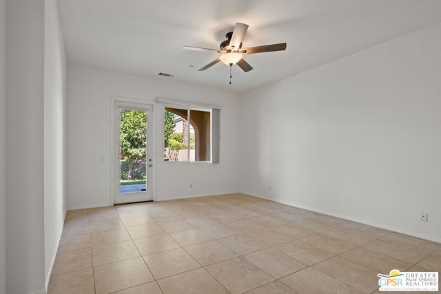 Image 17 of 34 For 64 Vista Mirage Way
